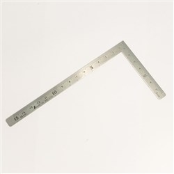 Shinwa Carpenter's Square 15cm x 7.5cm Scale