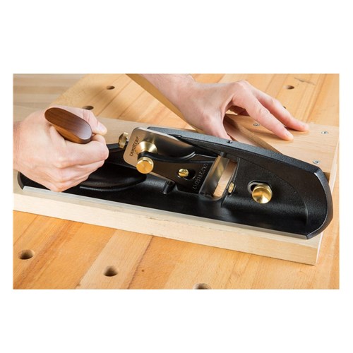 Veritas Right Hand Shooting Plane with PM-V11 Blade