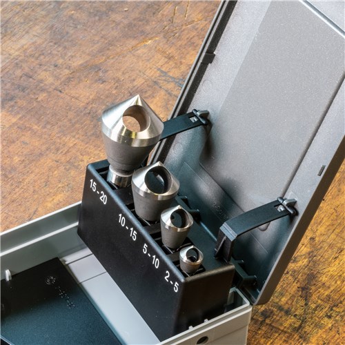 CS-4PCE-05-insitu-close-up