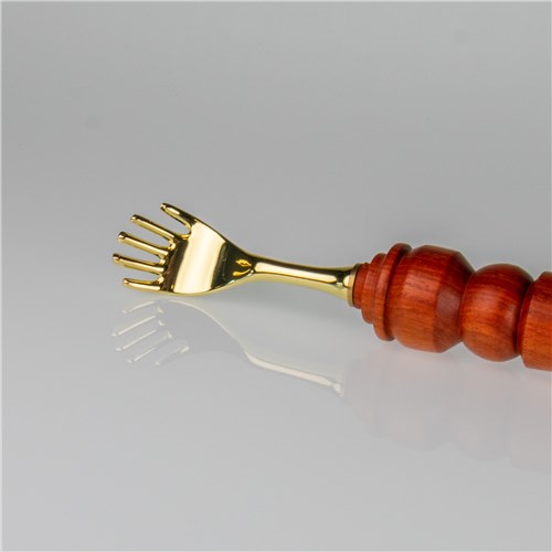 CT-BS-G-back-scratcher-finished-project-3