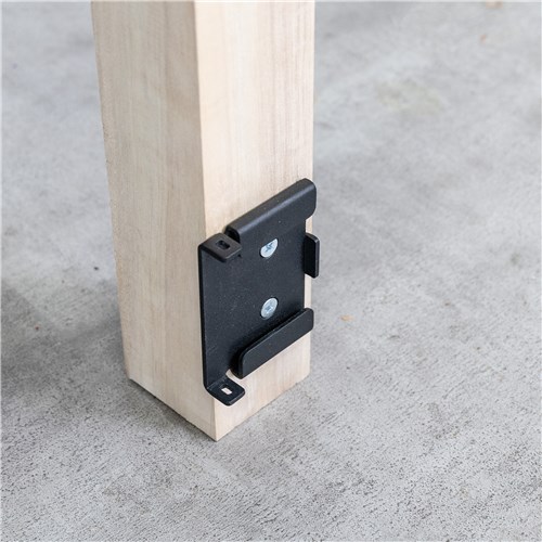 CT-MB-WBCK-QR-action04