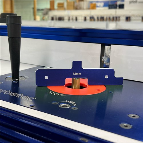 CT-PRSB7-router-setup-blocks-action01