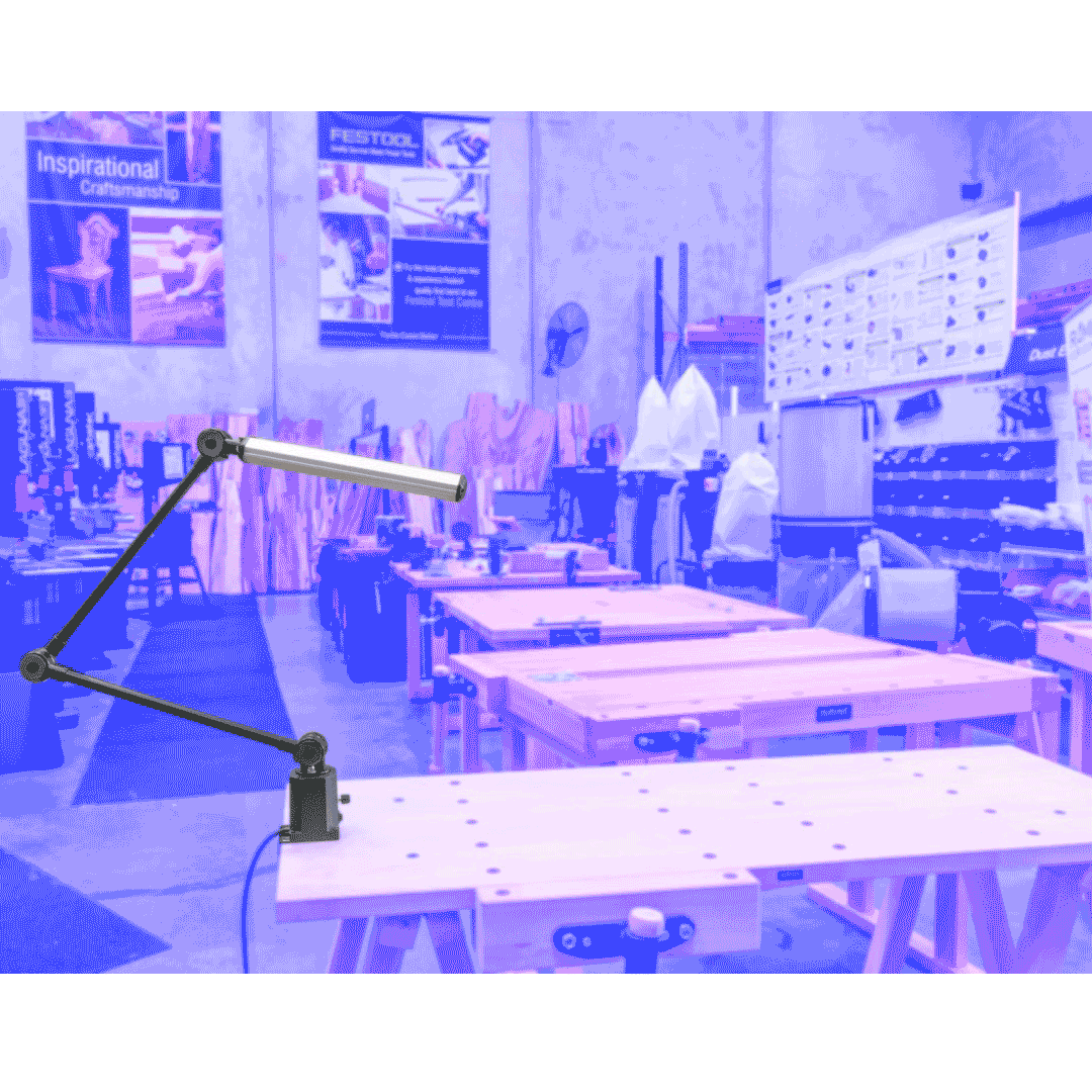 CT-WSBL-300V-animation-workbench-light