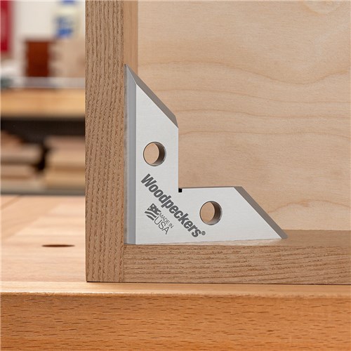 DeadNutz-Square_23_05