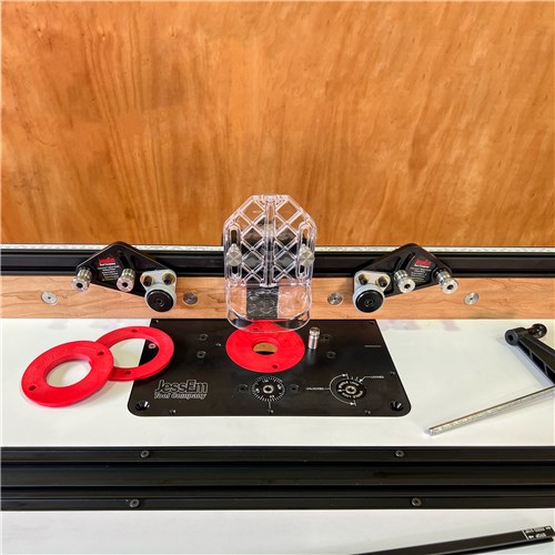 JES-KIT-MASTR-close-up-table-from-above-9316-2000px