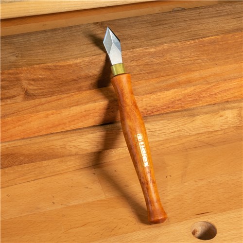 NRX-822301-lifestyle2-to-deep-etch