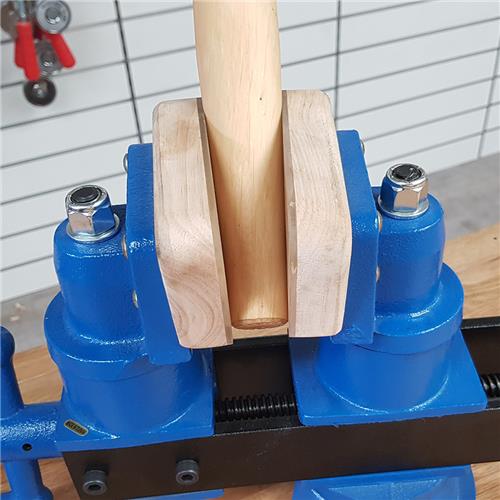 Carbatec Pattern Makers and Guitar or Luthier's Vice