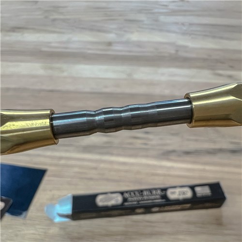 UMC-JR1-accu-burr-09