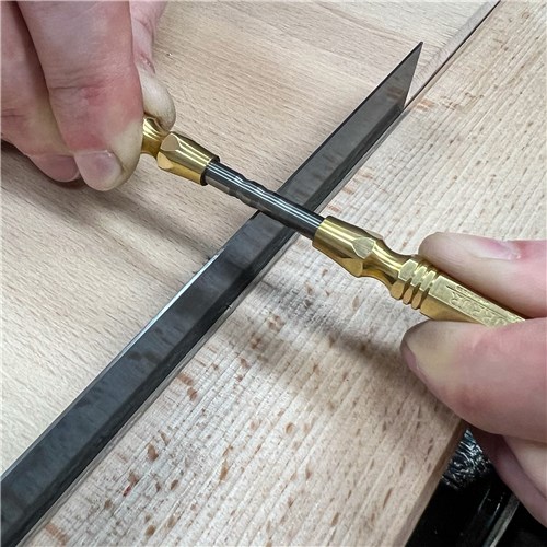 UMC-JR1-accu-burr-11